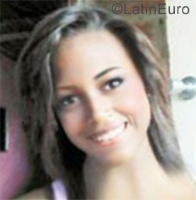 Date this pretty Colombia girl Argenida from Cartagena CO22162