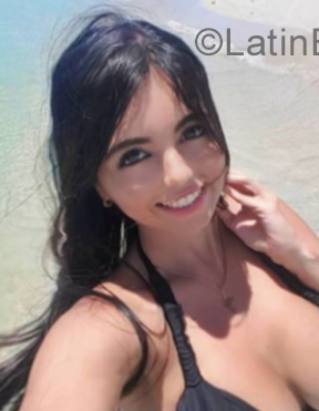 Date this attractive Colombia girl Turquesa from Bogota CO22324