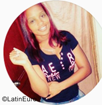 Date this good-looking Colombia girl Katherin from Barranquilla CO22356