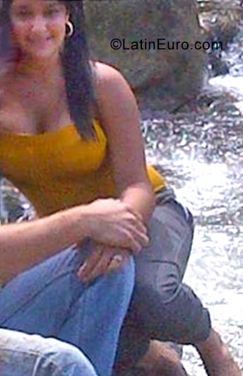 Date this young Venezuela girl Juse from Maracaibo VE996