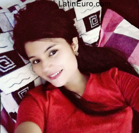 Date this hot Colombia girl Kathy from Cucuta CO22480