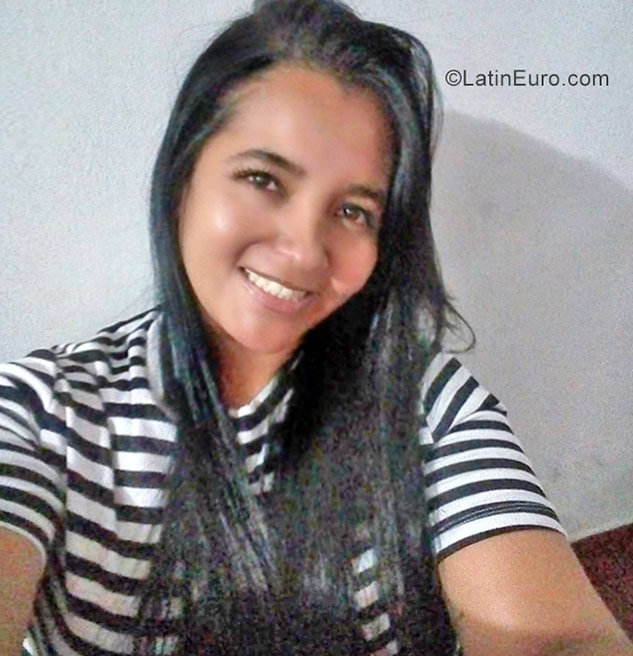 Date this athletic Colombia girl Magui from Medellin CO22497
