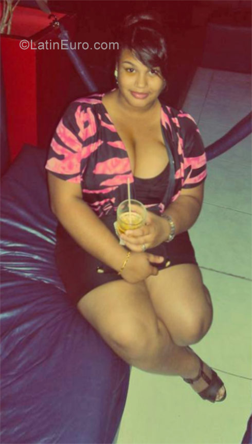 Date this tall Dominican Republic girl Jessica from Puerto Plata DO30758