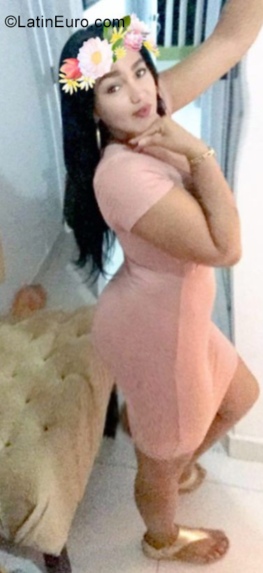 Date this passionate Dominican Republic girl Starlina from Santiago DO30851