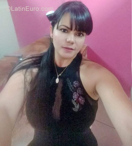 Date this beautiful Colombia girl Ange from Medellin CO22986