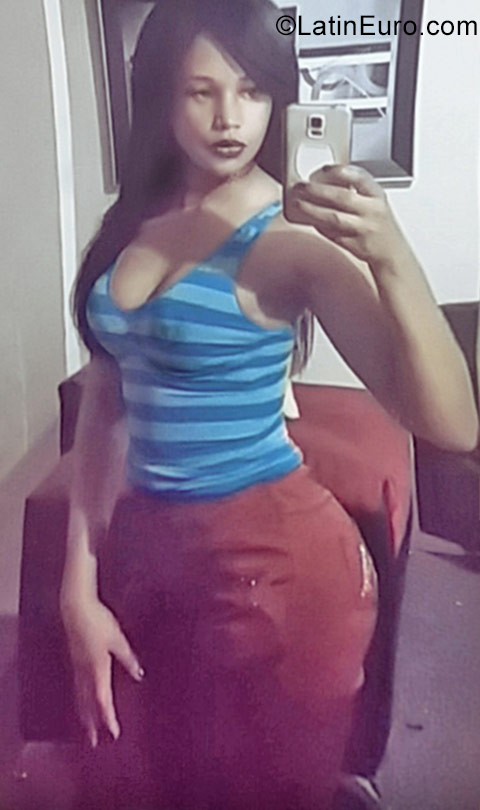 Date this fun Dominican Republic girl Jenny from Santos Domingo DO31118