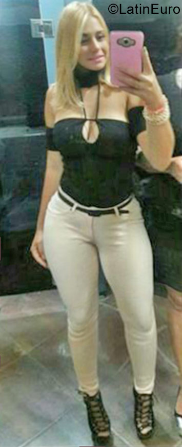 Date this good-looking Dominican Republic girl Mayelin from Santo Domingo DO31171