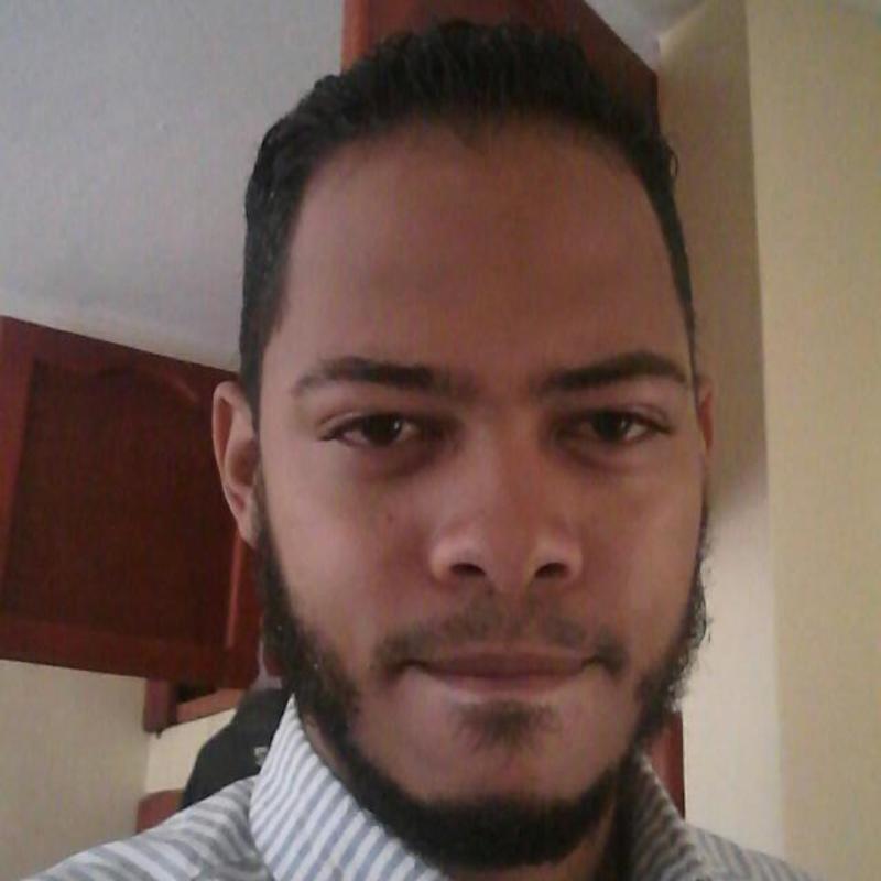 Date this good-looking Dominican Republic man Miguel from Santo Domingo DO31270