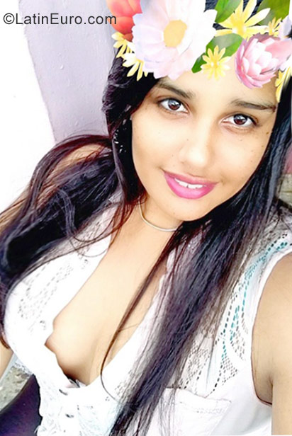 Date this funny Dominican Republic girl Susan from Santo Domingo DO31354