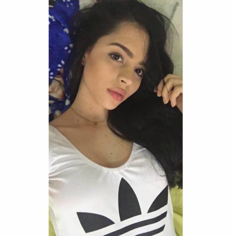 Date this pretty Colombia girl Amanda Gonzalez from Medellin CO23249