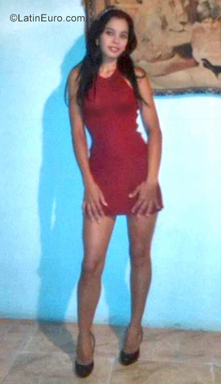 Date this good-looking Venezuela girl Gabriel from Puerto Cabello VE1317