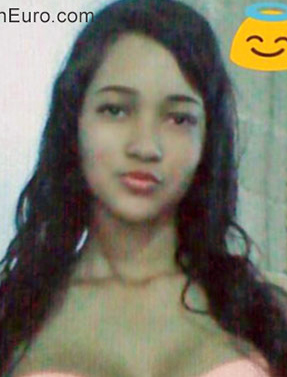 Date this lovely Venezuela girl FELIANY from Barcelona VE1354