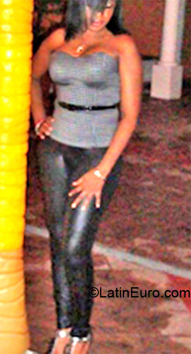 Date this charming Jamaica girl Cherrylips from Westmoreland JM2597