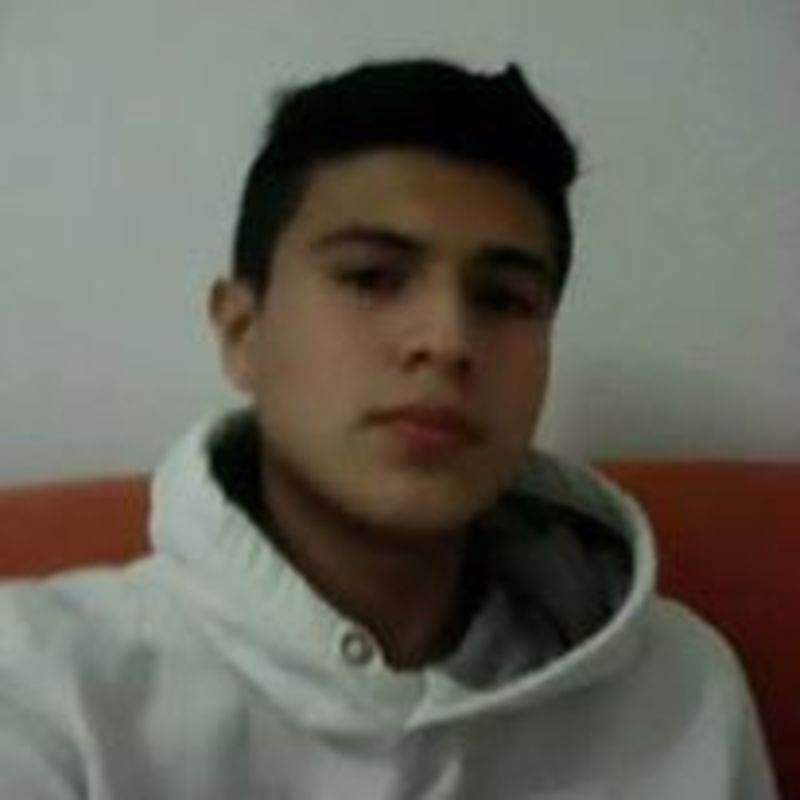 Date this pretty Colombia man Andres from Bogota CO26573