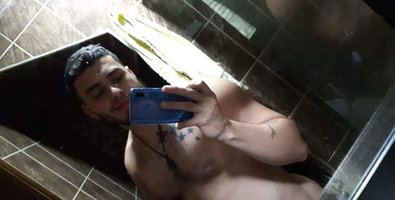 Date this funny Colombia man Yesid from Medellin CO29789