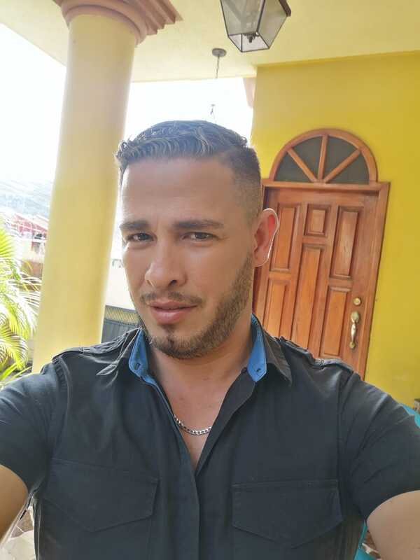 Date this charming Honduras man Waily mairena from Tegucigalpa HN2929