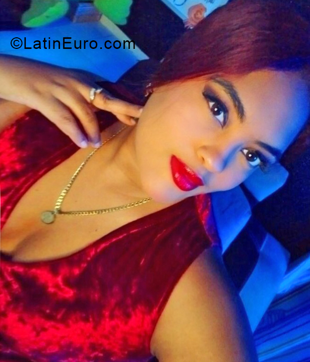 Date this athletic Colombia girl Brenda from Cali CO31823