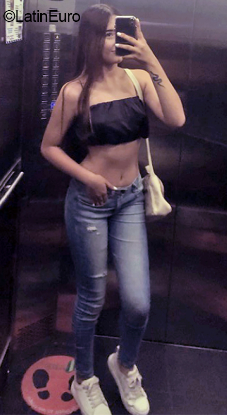 Date this tall Colombia girl Nicol from Ibague CO31922