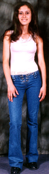 Date this lovely Honduras girl Abicely from  N3688