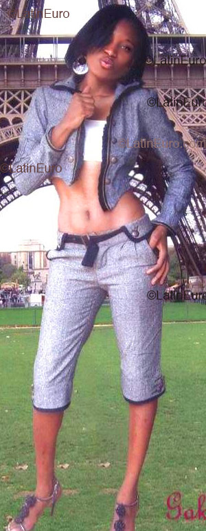 Date this stunning Any Country girl Jackye from  A9517