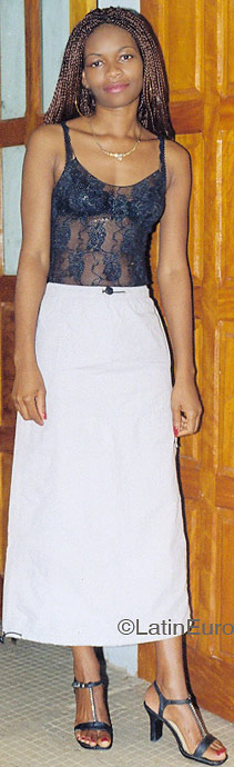 Date this georgeous Cameroon girl Pulcherie from Yaounde A9682