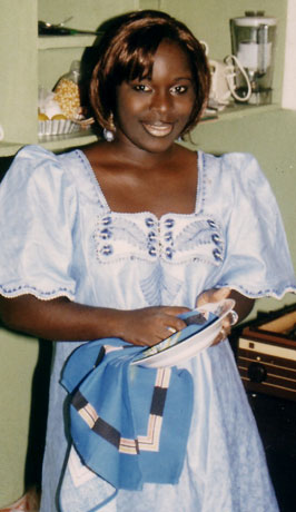 Date this voluptuous Any Country girl Manouche from  A9841