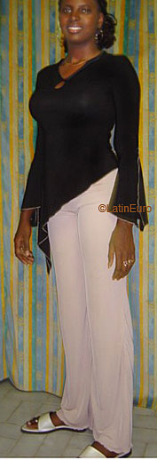 Date this voluptuous Senegal girl Abibatou from  A9963