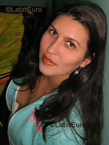 Date this beautiful Brazil girl Andreia from PORTO ALEGRE B3142