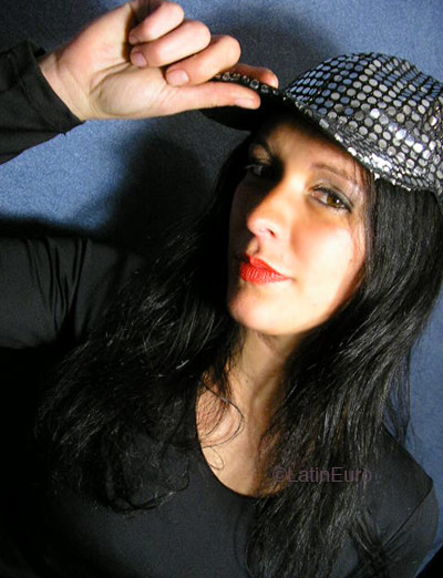 Date this georgeous Brazil girl Luciana from PORTO ALEGRE B4247