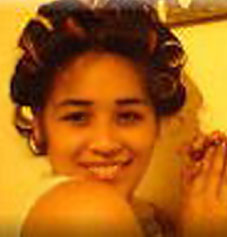 Date this gorgeous Brazil girl Monalisa from SAO PAULO B5193