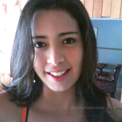 Date this delightful Colombia girl Carol- from Medellin C8034