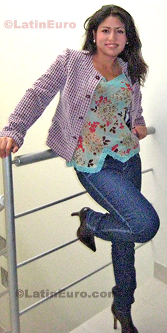 Date this sensual Peru girl Margarita from Lima N-1083