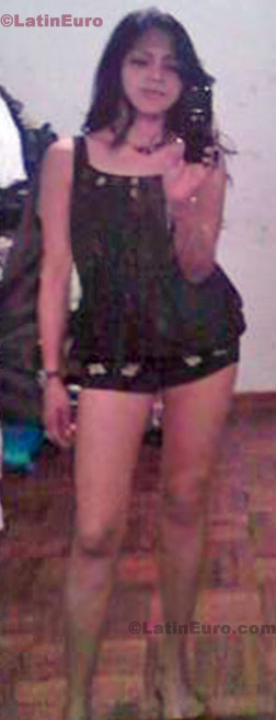 Date this cute Any Country girl Pily from Lima N-1241