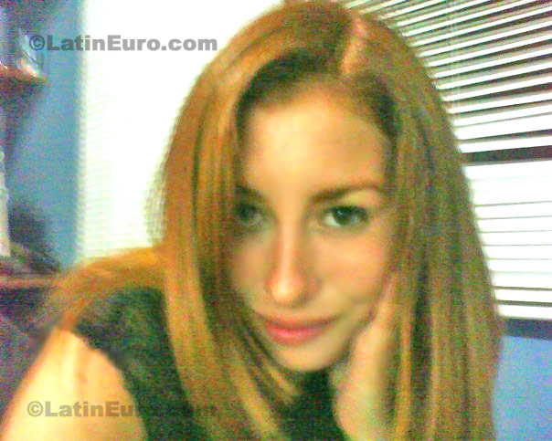 Date this attractive Any Country girl Flaviana from Lima N-1315