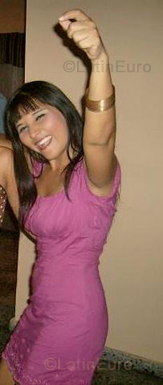 Date this exotic Honduras girl Diana from San Pedro Sula N-382