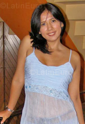 Date this delightful Peru girl Patricia from Ayacucho N-384