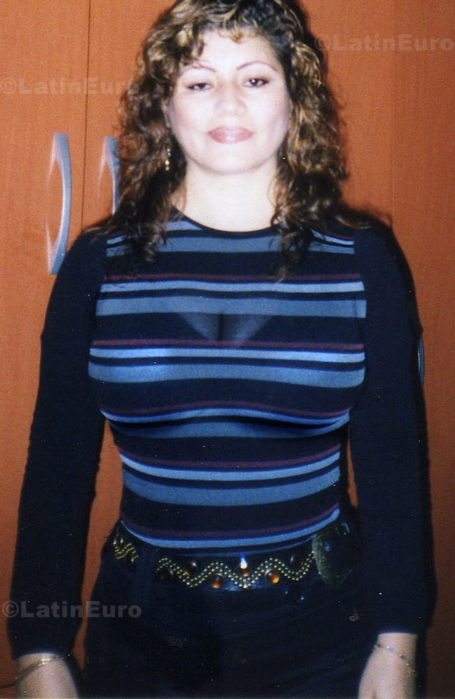 Date this voluptuous Peru girl Sonia from Lima N-680