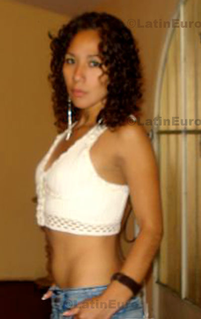 Date this good-looking Peru girl Anna from Lima N-878