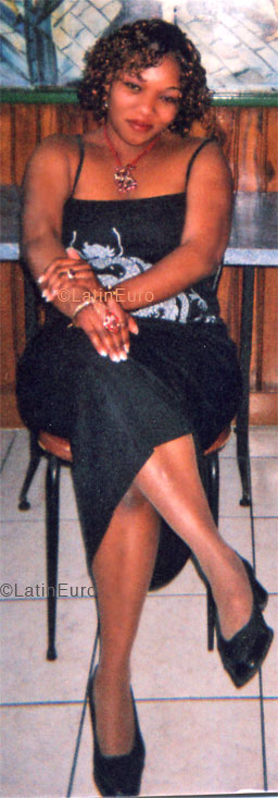 Date this foxy France girl Sylvie from  N1015