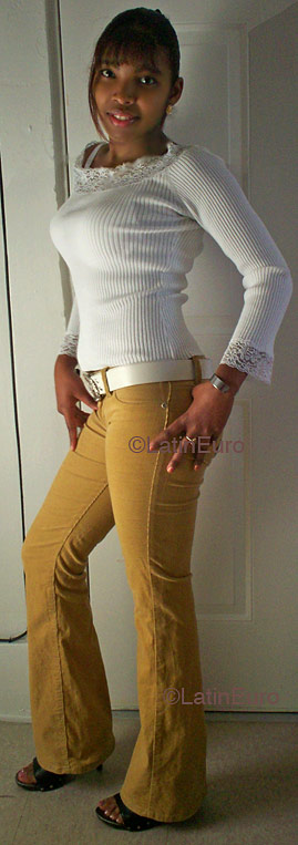 Date this georgeous Any Country girl Niurka from  N1265