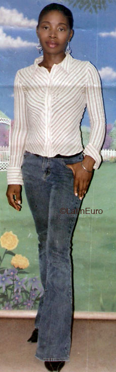 Date this beautiful Honduras girl Georgina from San Pedro Sula N1379