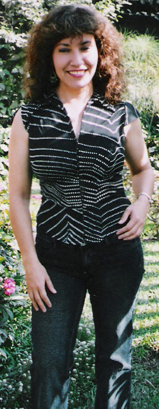 Date this tall Peru girl Carmen from Ica N1473