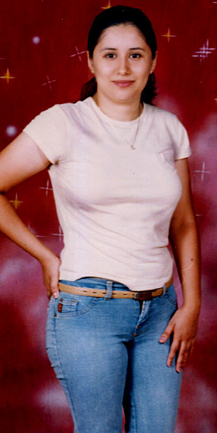 Date this gorgeous Honduras girl Carolina from Santa Barbara N-1059