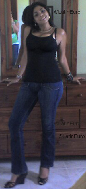 Date this gorgeous Any Country girl Pamela from Santo Domingo N19