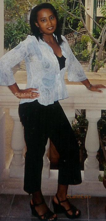 Date this voluptuous Spain girl Berenice from  N2041