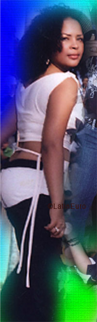 Date this stunning Any Country girl Ruth from  N2070