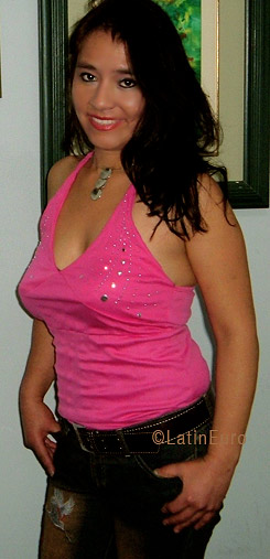 Date this funny Peru girl Monica from Ica N2195