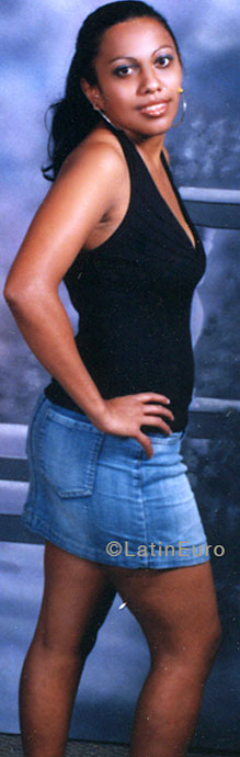 Date this passionate Honduras girl Irma from Yoro N2203