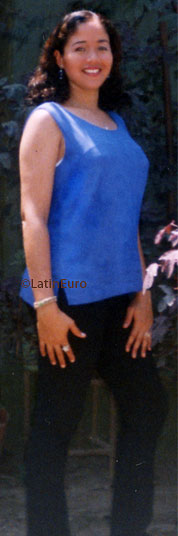 Date this stunning Honduras girl Lucia from Yoro N3009