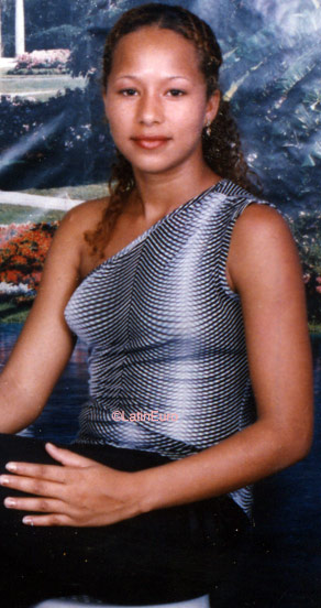 Date this young Honduras girl Jessi from  N3219